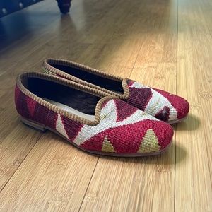 Artemis Design Co womens carpet loafers